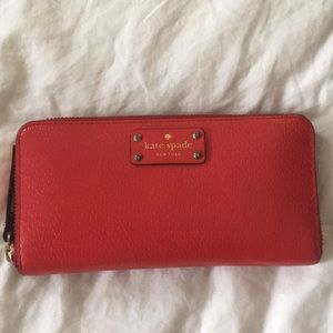 ❣️Kate Spade Wallet ❣️